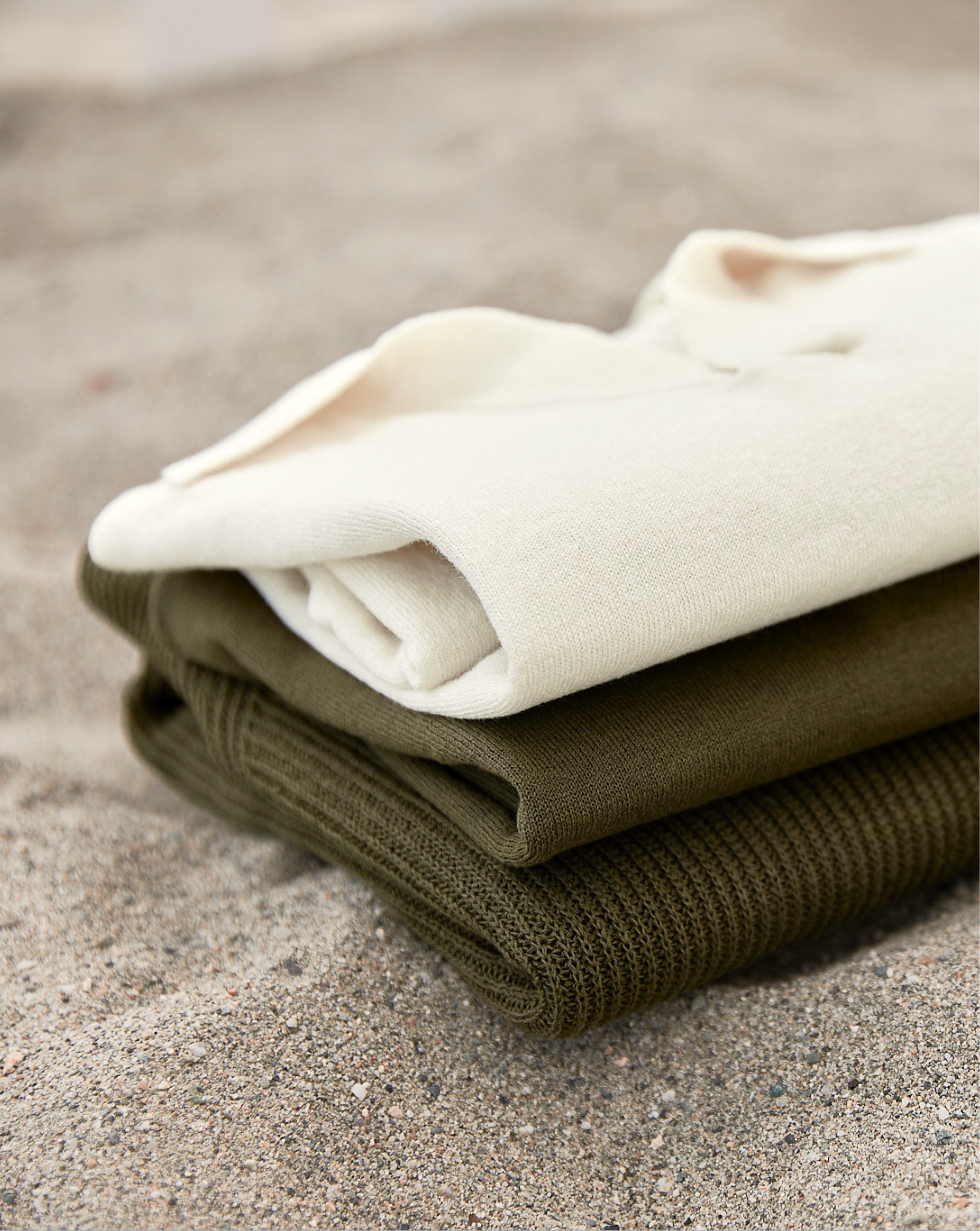 3 reasons to wear natural fiber pieces in summer