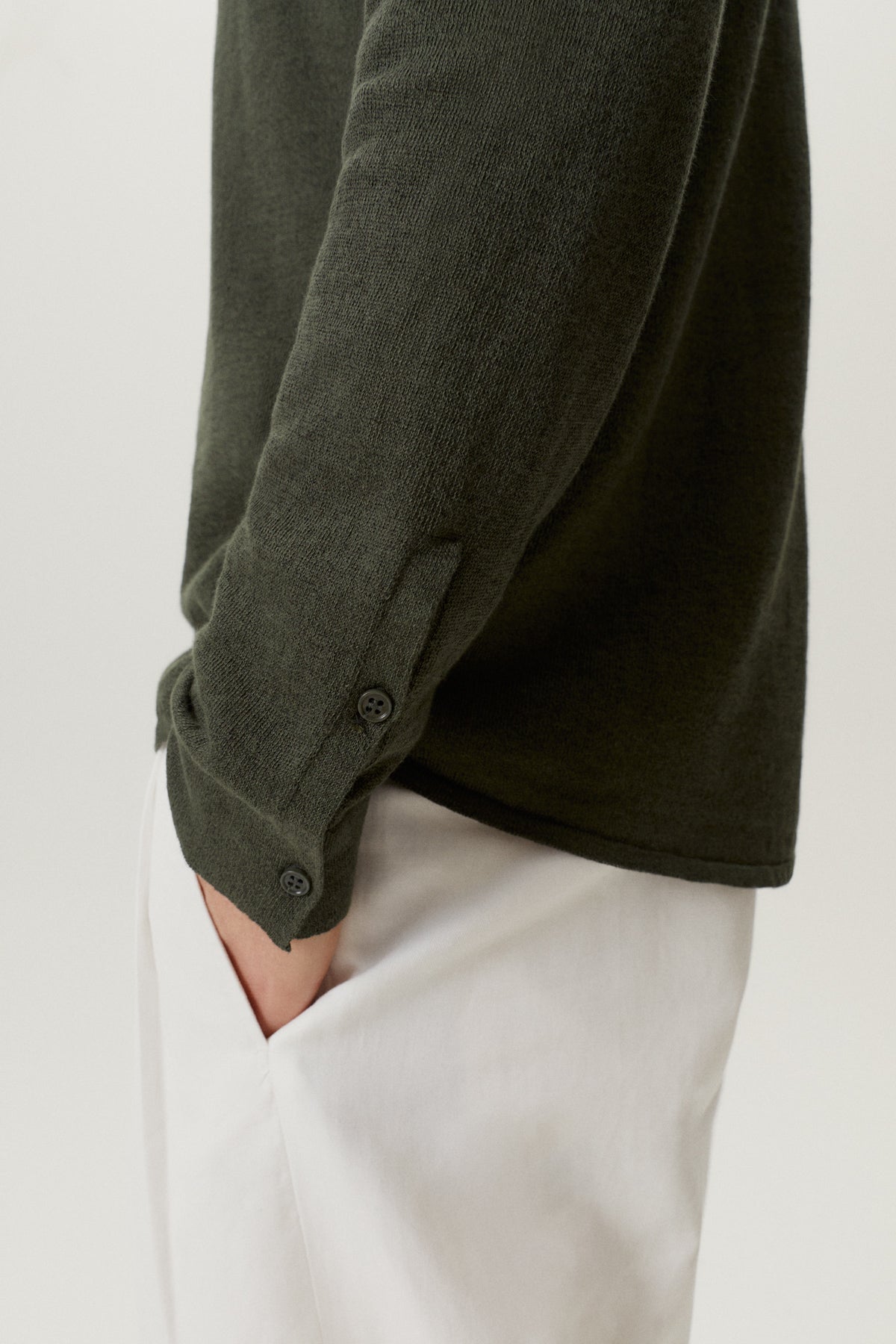 the linen cotton knit shirt military green