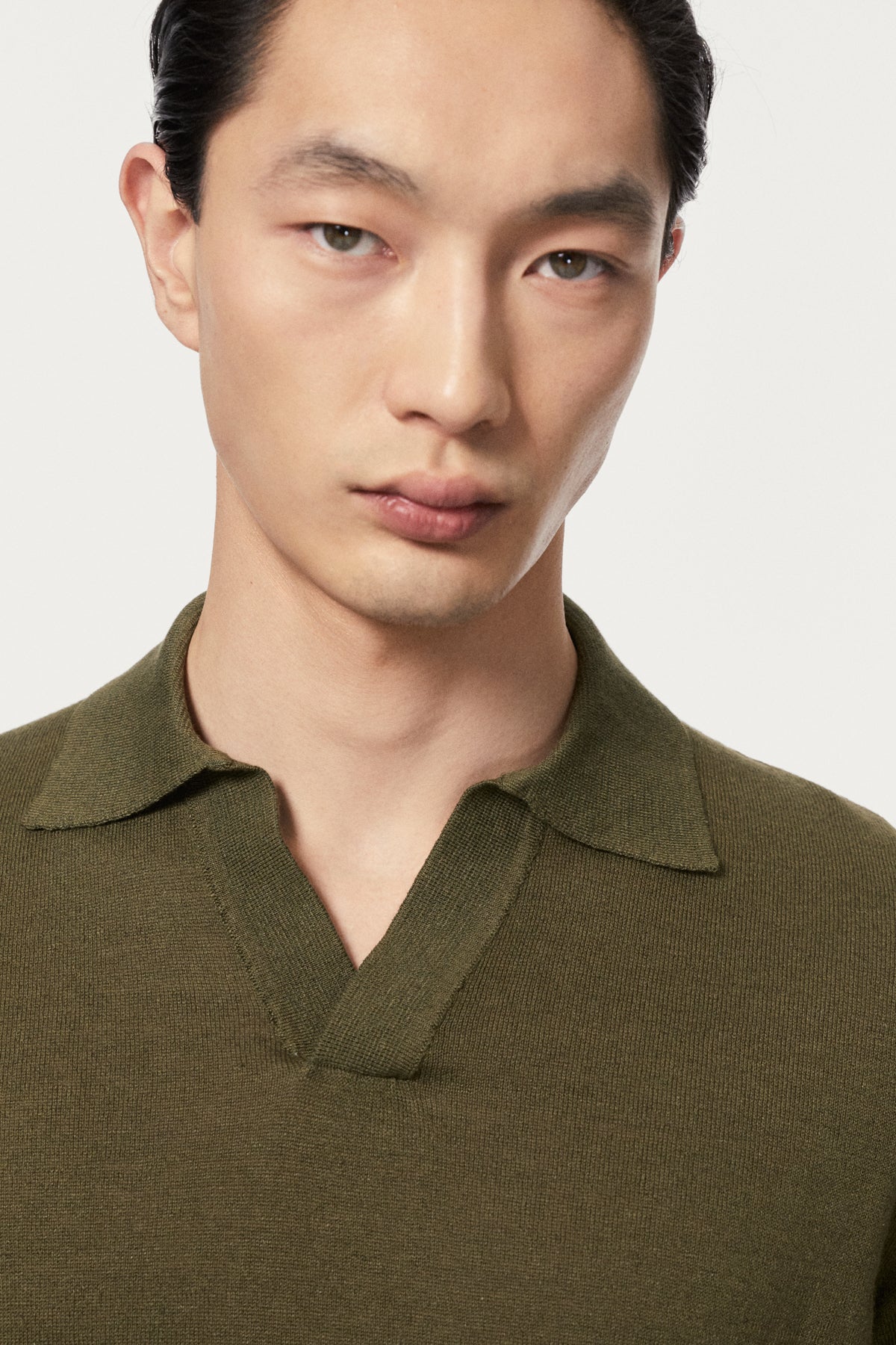 The Linen Cotton Short Sleeve Polo - olive green