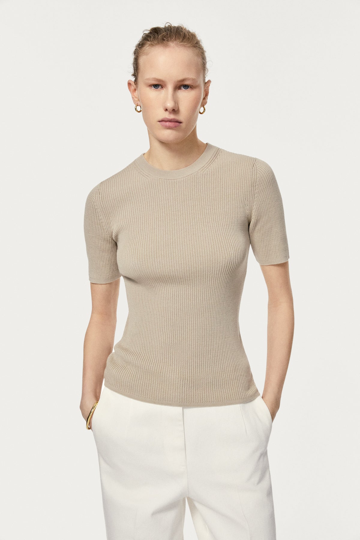 the organic cotton t-shirt wet sand