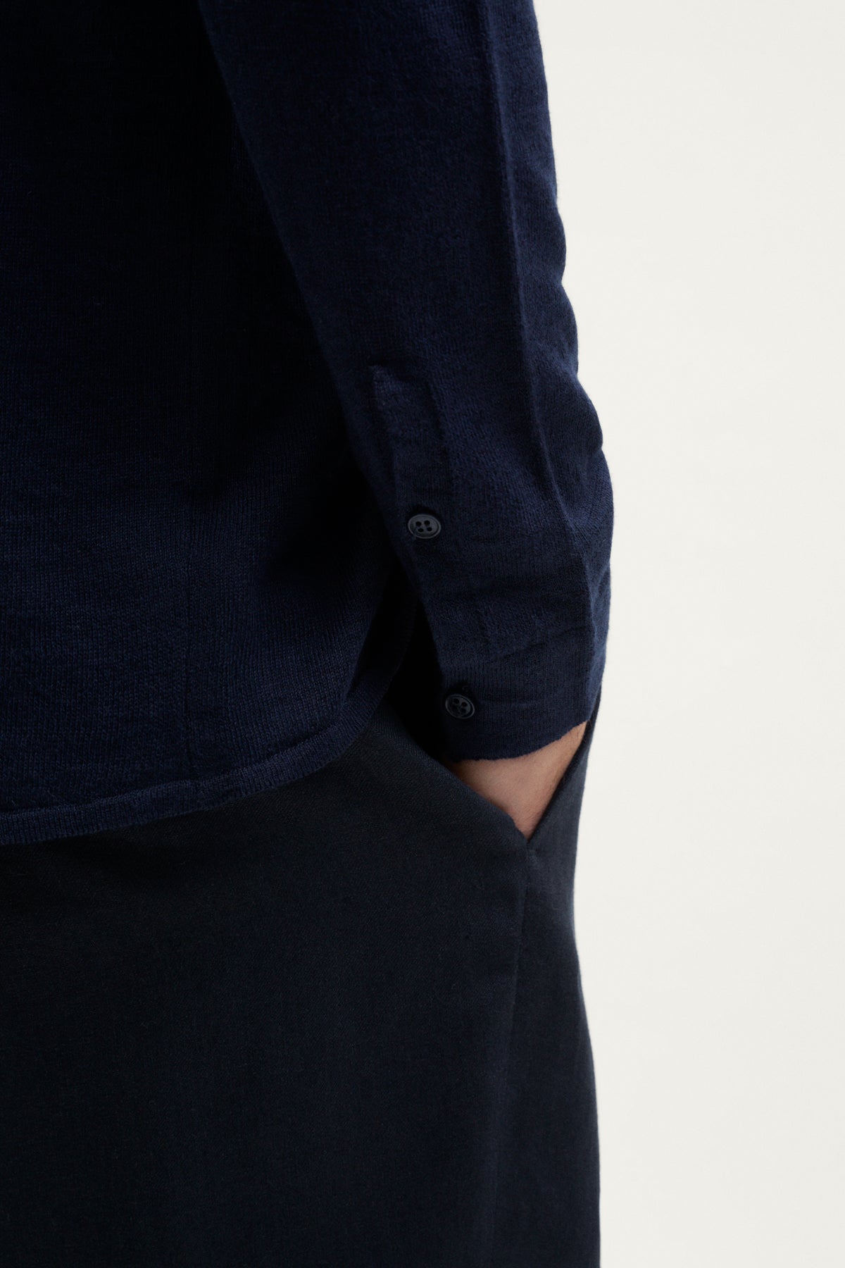 the linen cotton knit shirt blue navy