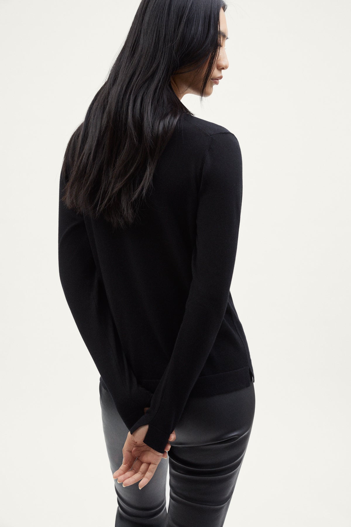 The Organic Cotton Lightweight Polo - black