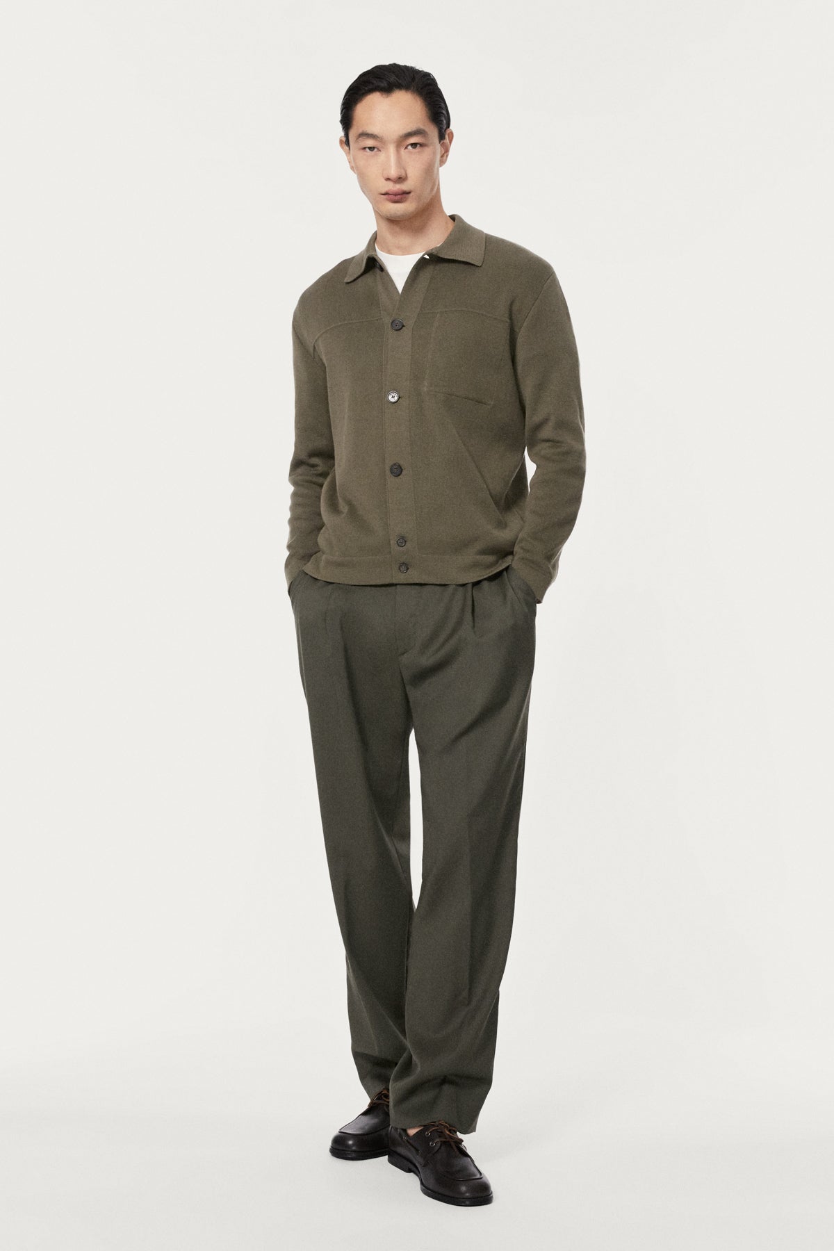 The Organic Cotton Boxy Jacket kaki green