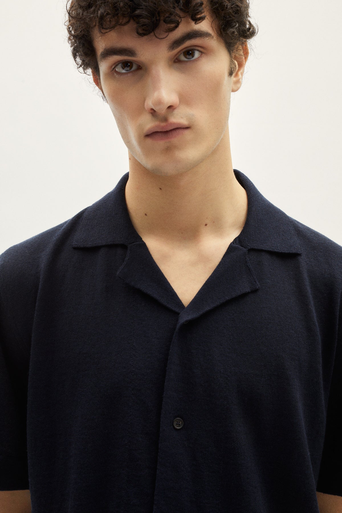 the linen cotton bowling shirt blue navy
