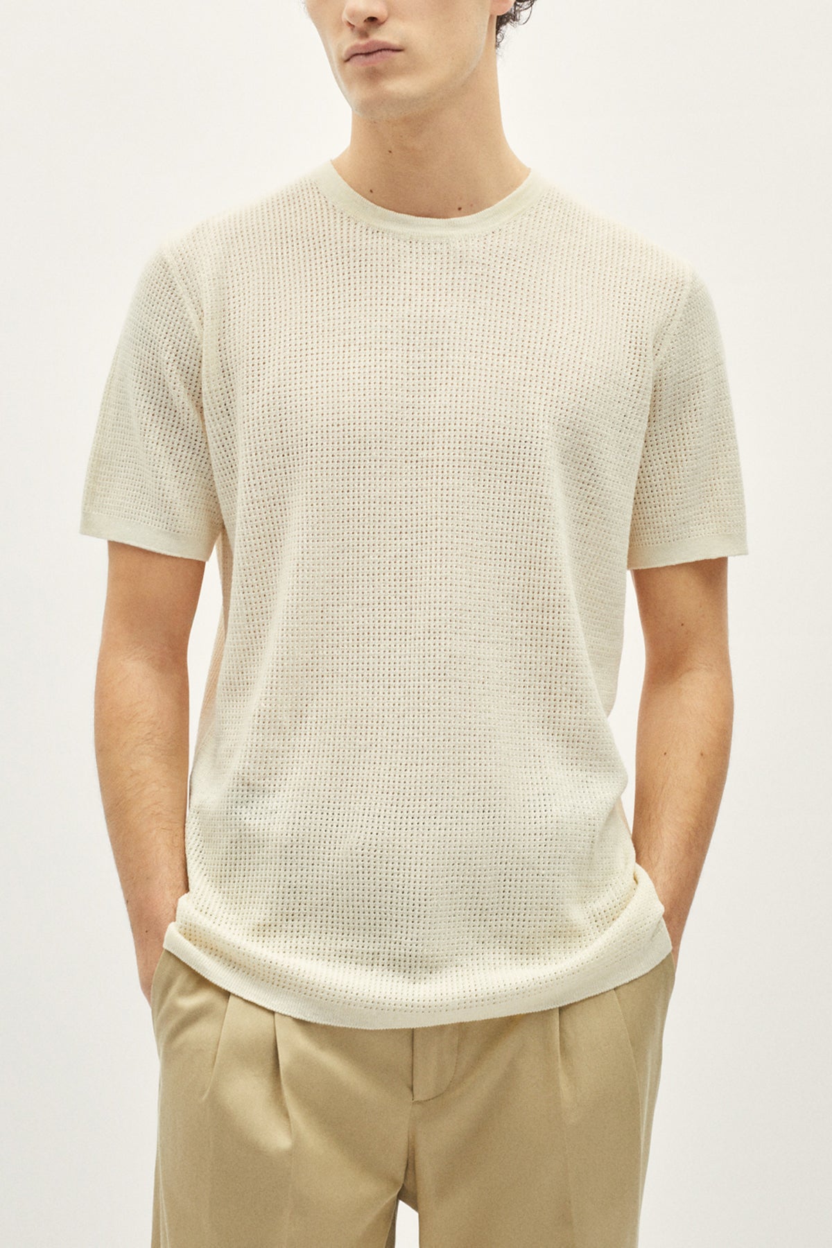 the linen cotton crochet t shirt milk white imperfect version