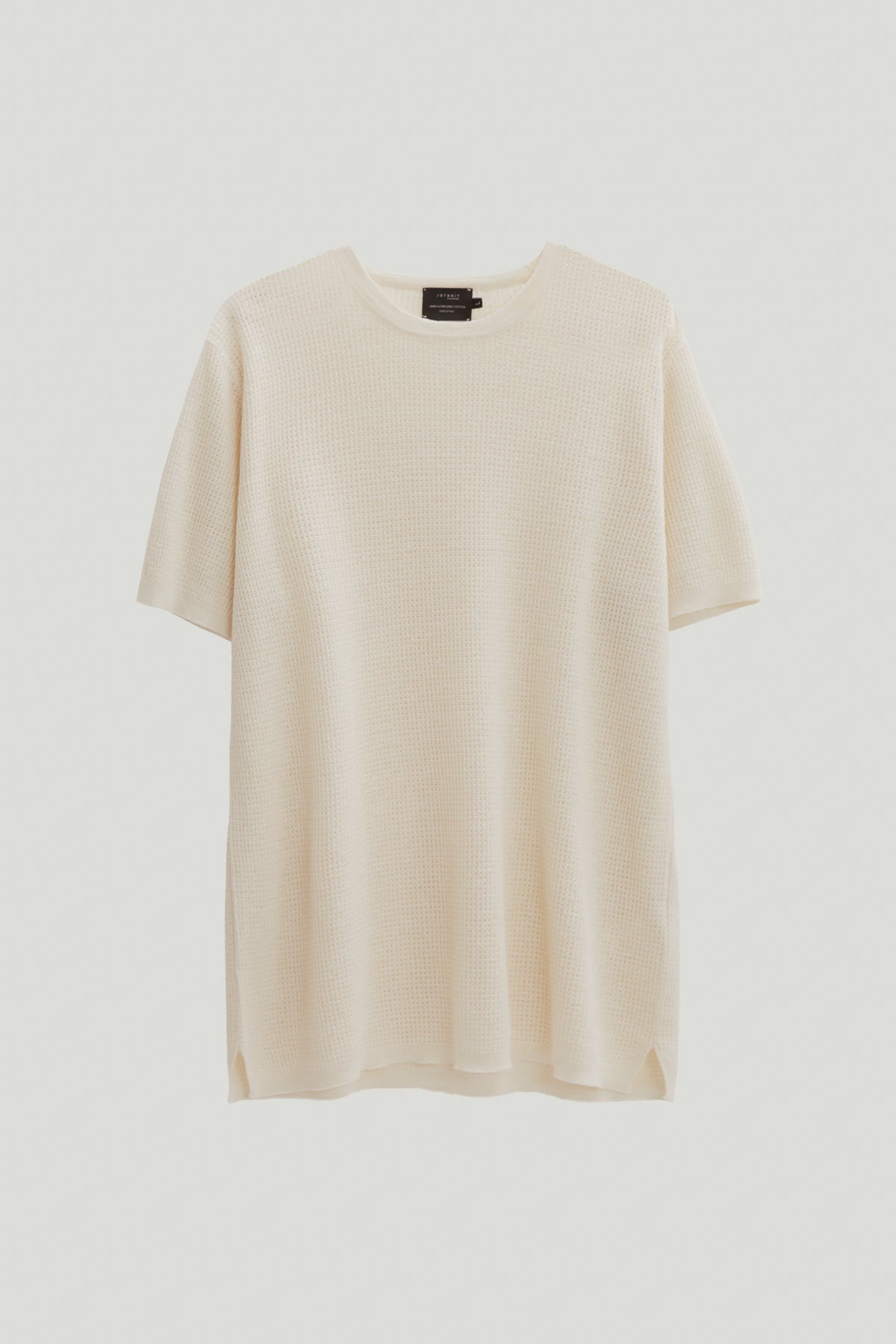 the linen cotton crochet t shirt milk white imperfect version