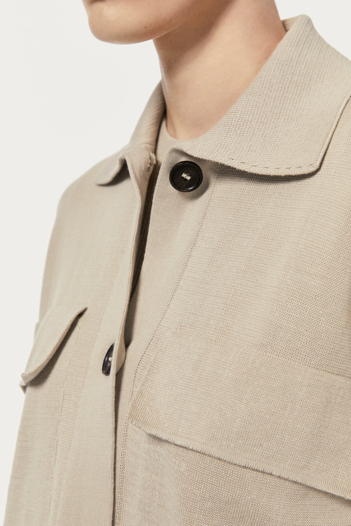 The Organic Cotton Overshirt hay