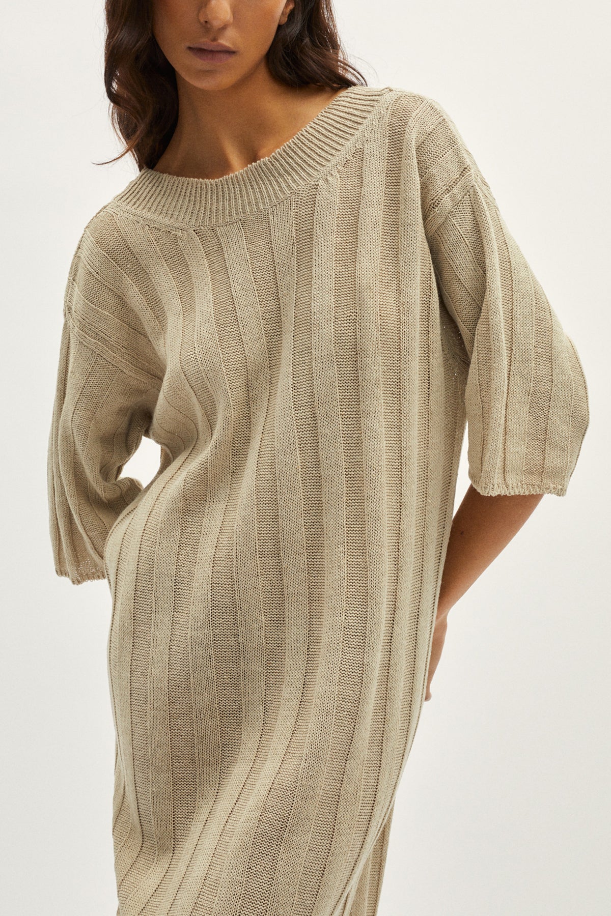 Oversize-Kleid aus Regeneriertem Leinen