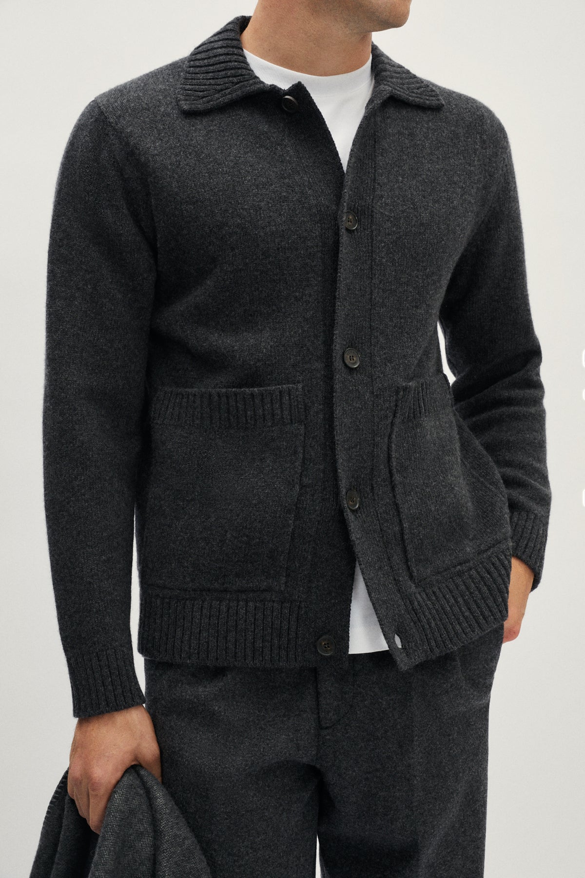 The Woolen Knit Jacket - Grey