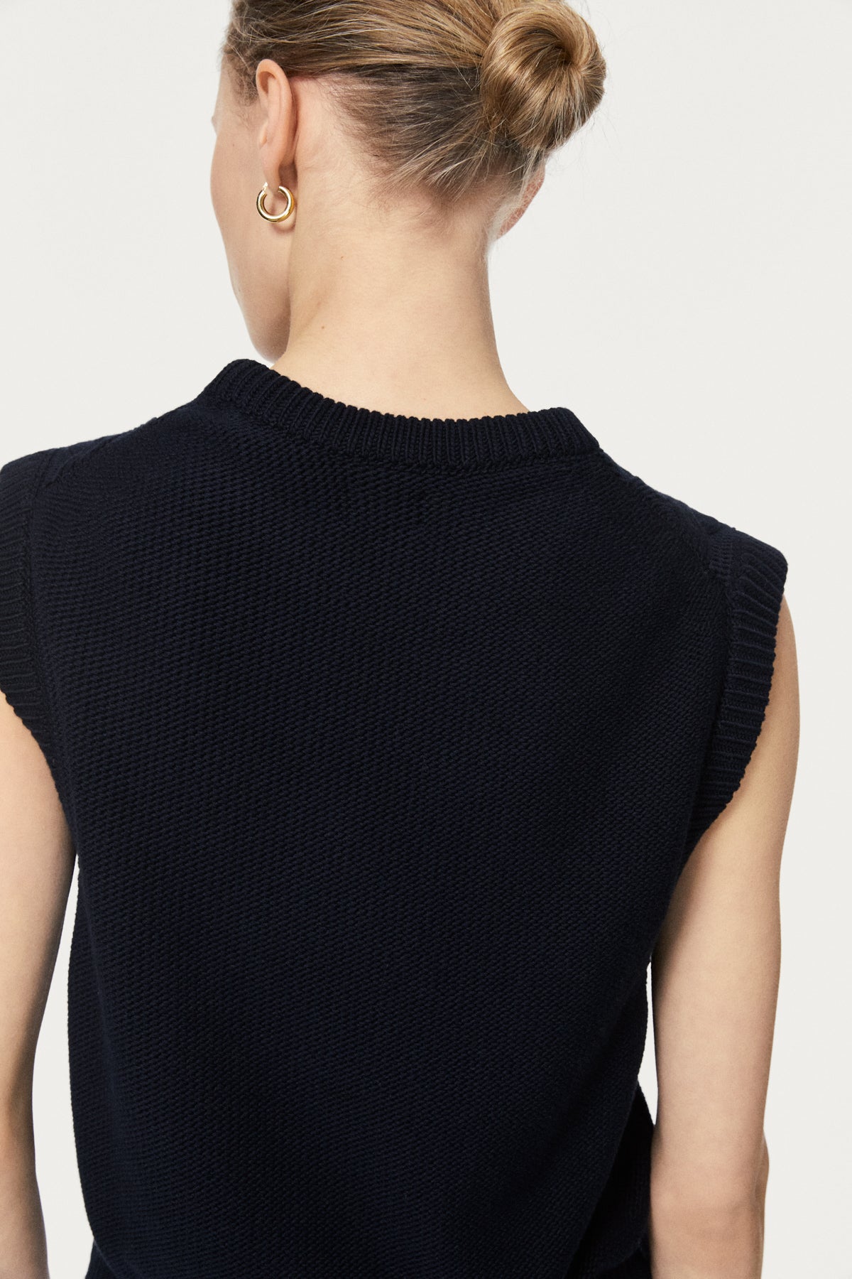 The Organic Cotton Aran Tricot Vest deep blue