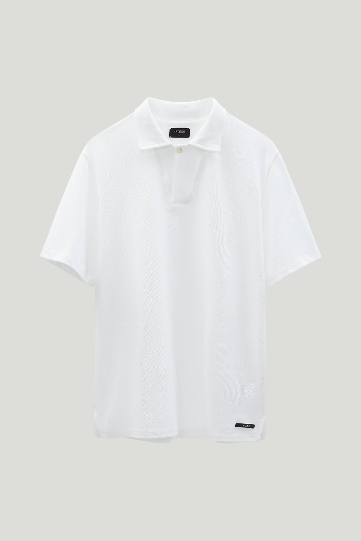 The Organic Cotton Piqué Short Sleeve Polo - white