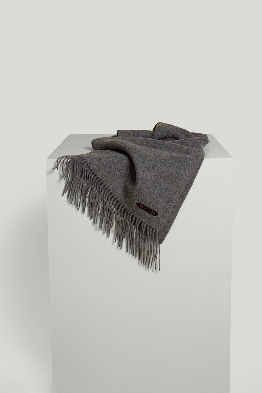 The Fringed Wool Scarf Light Grey Melange