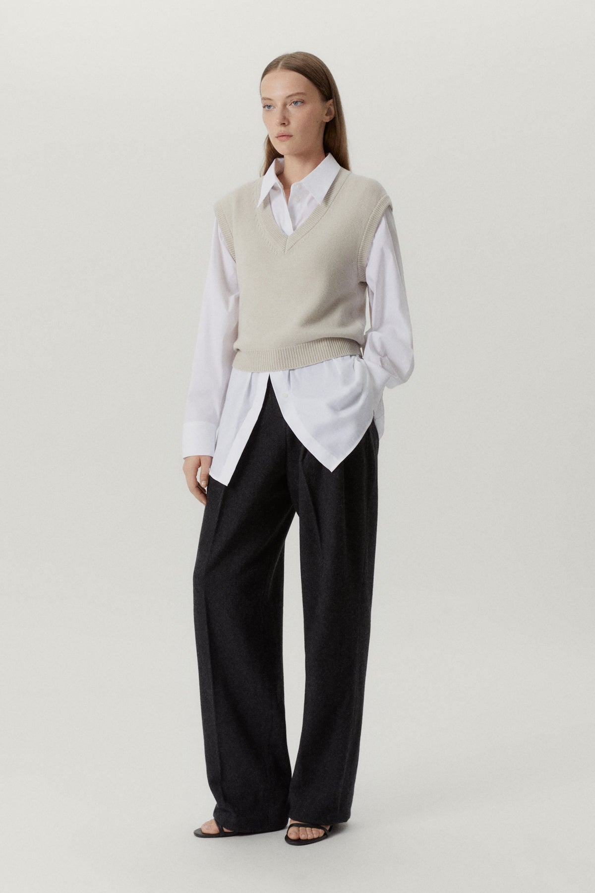 the merino wool vest pearl