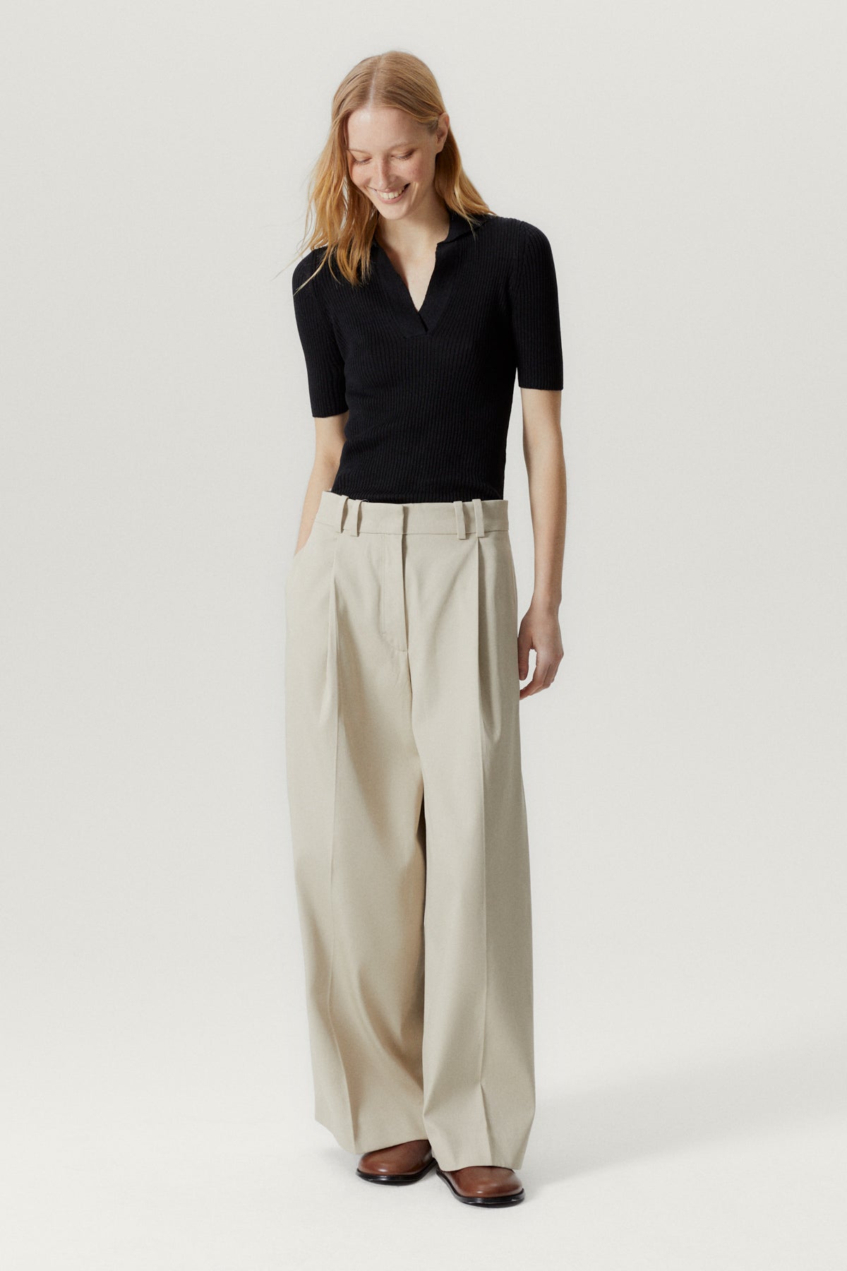 the linen cotton ribbed polo black
