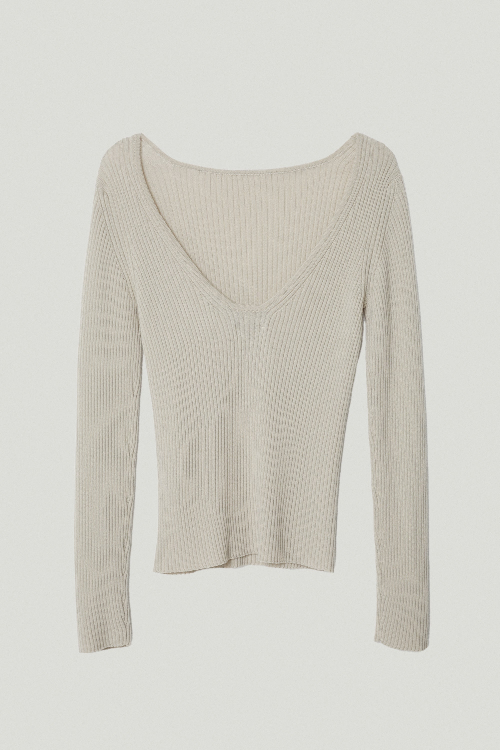 the merino wool back neckline top pearl