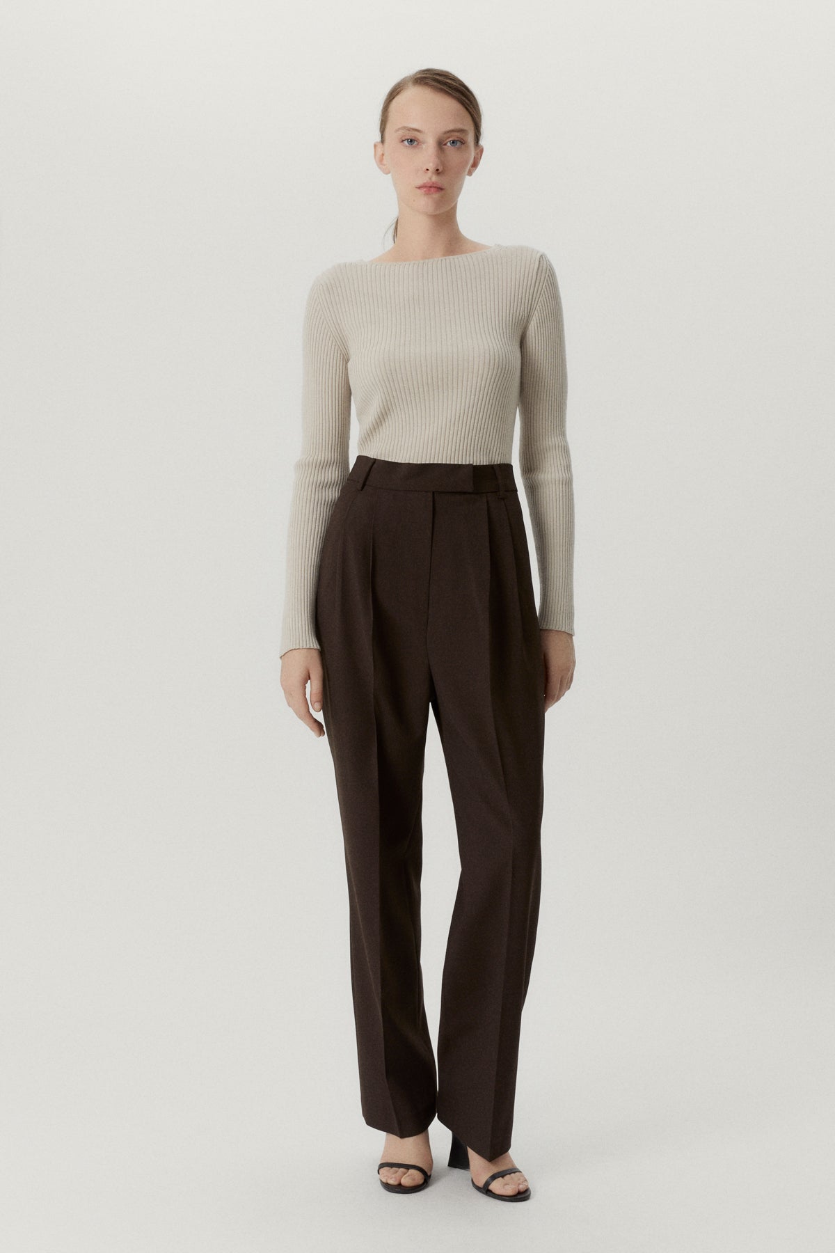 the merino wool back neckline top pearl