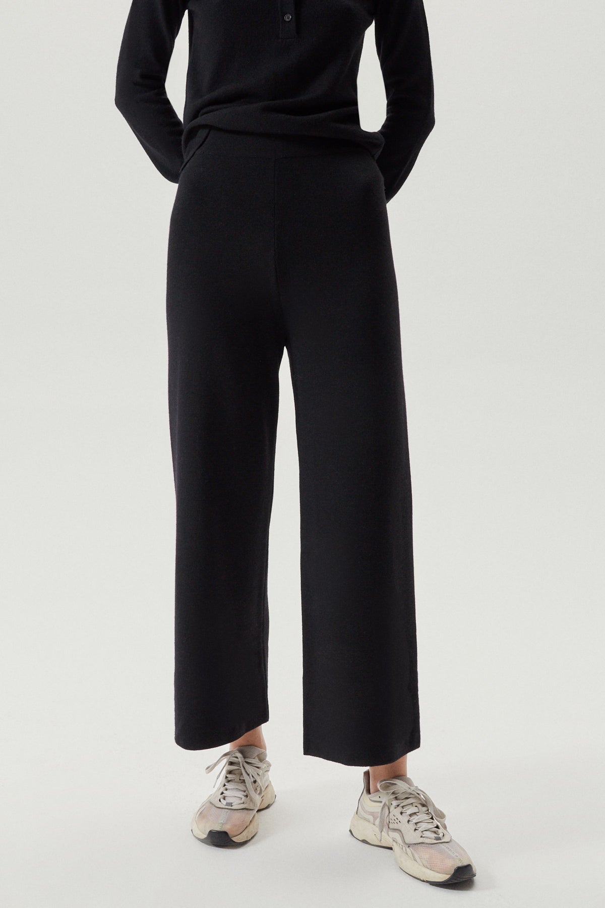 the merino wool wide leg pants new black