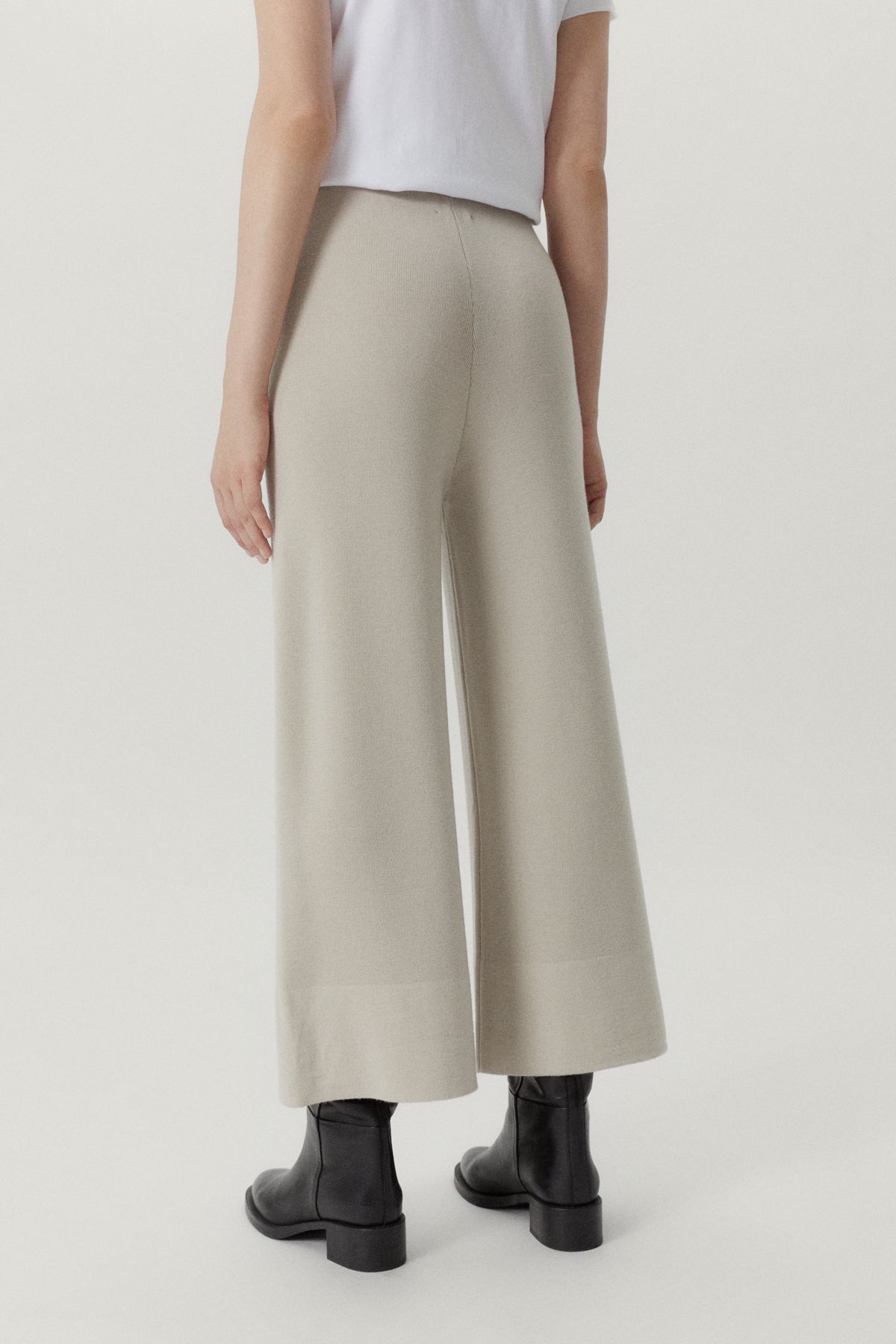 the merino wool wide leg pants pearl
