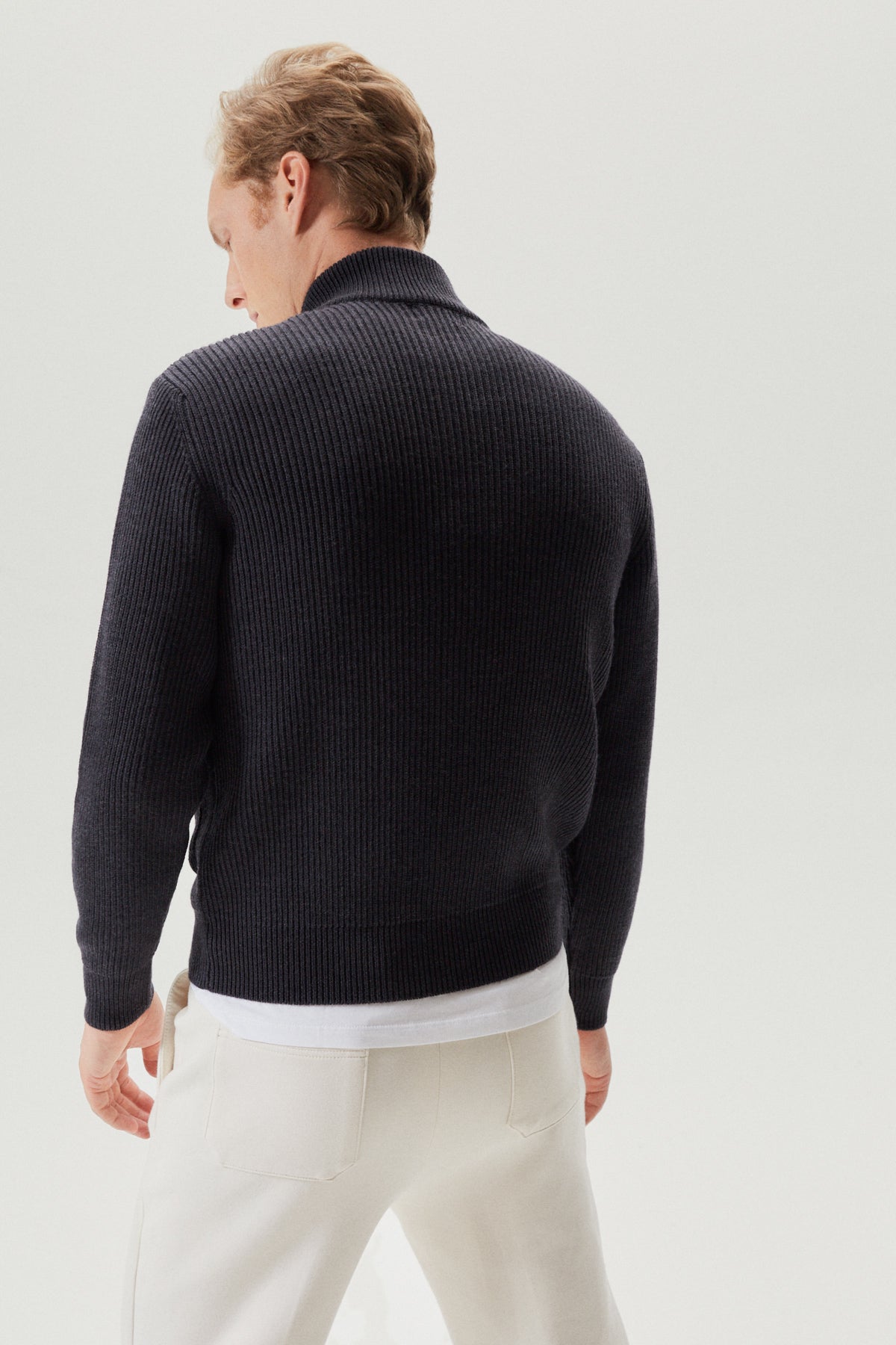 the merino wool zipped cardigan anthracite