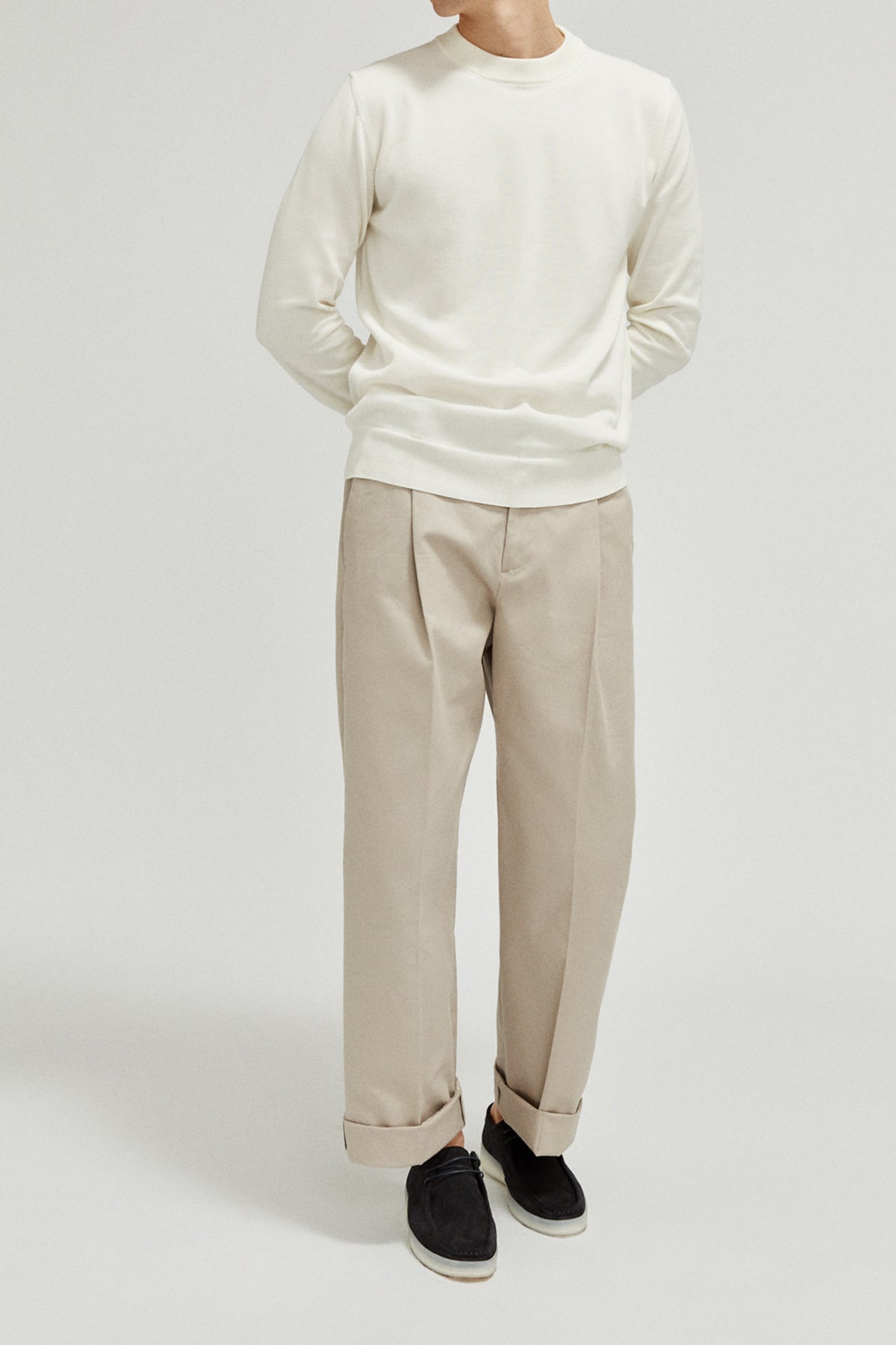 Der leichte Bio -Baumwollpullover