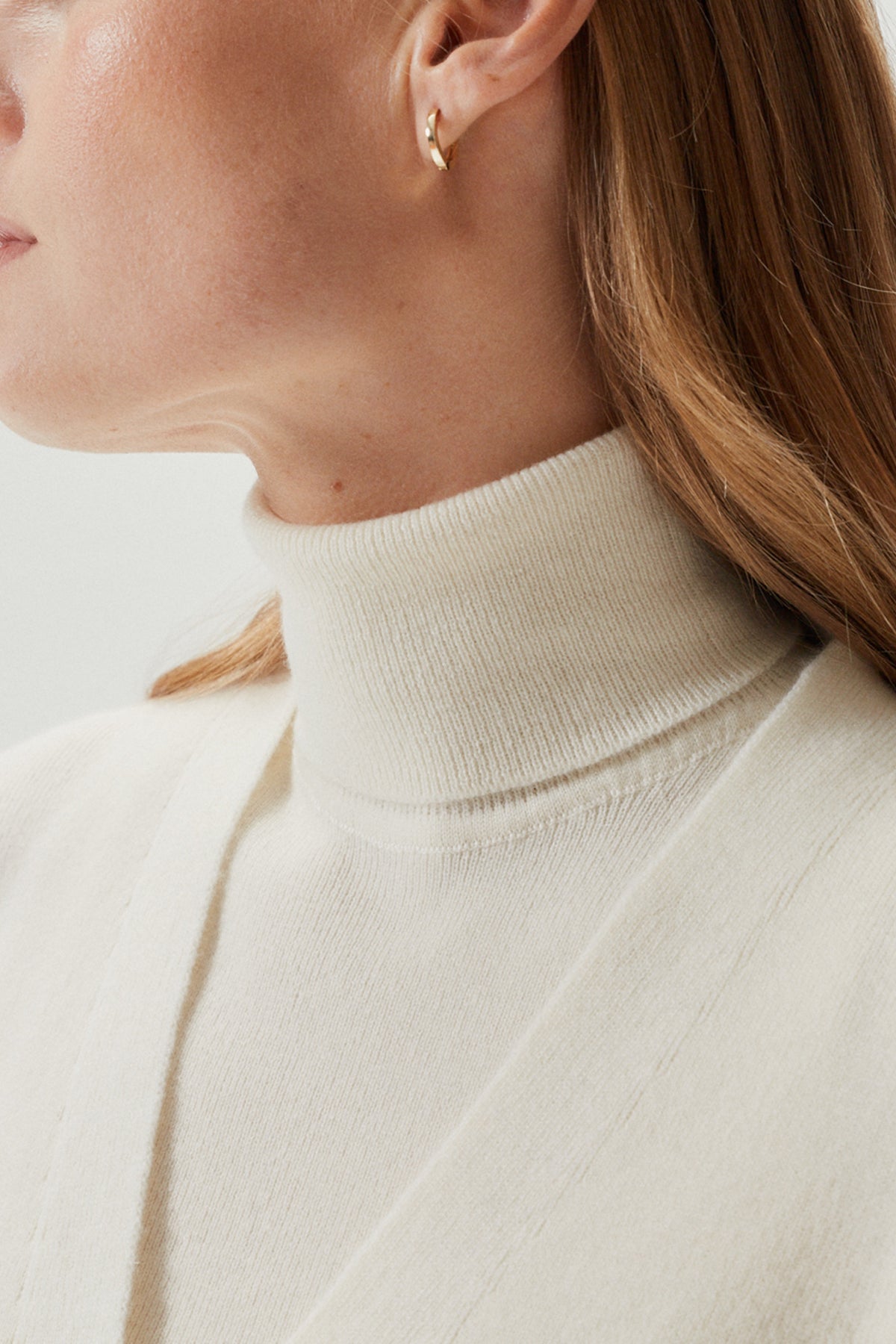 The Superior cashmere Chunky Cardigan - Ivory