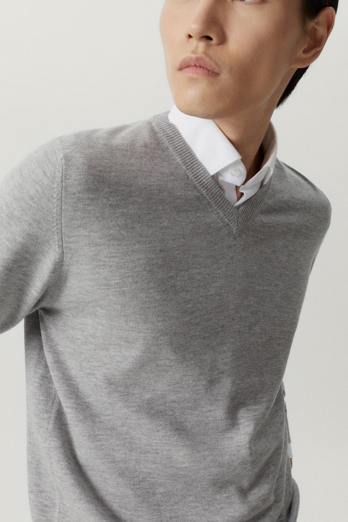 the ultrasoft v neck sweater grey melange