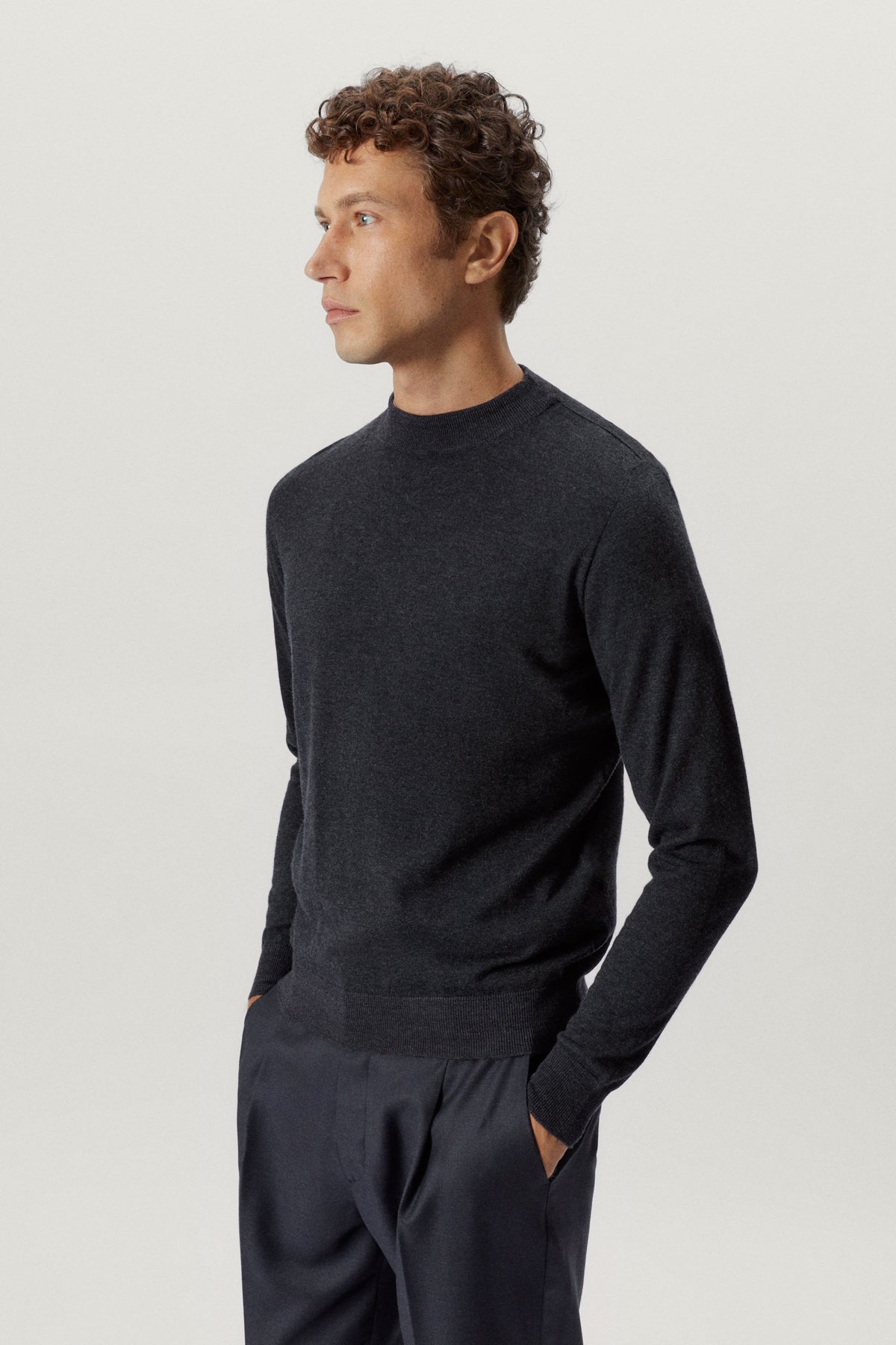 the ultrasoft wool mock neck anthracite melange