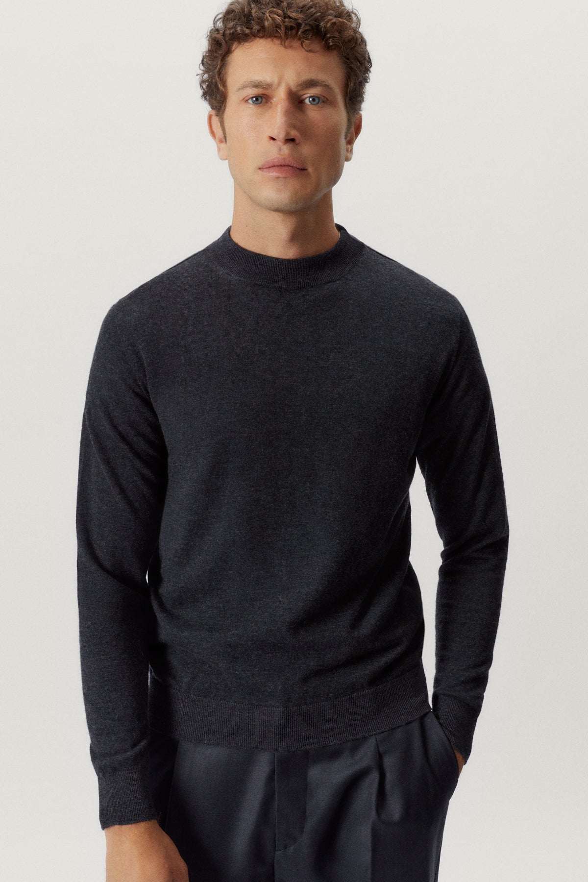 the ultrasoft wool mock neck anthracite melange
