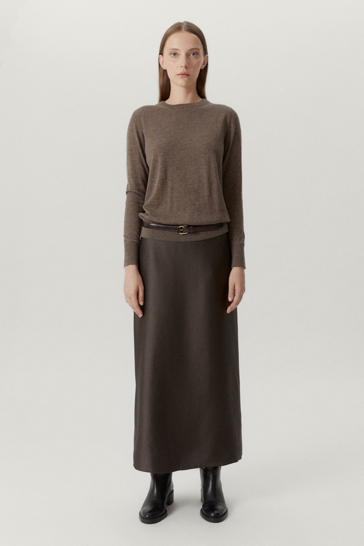 the ultrasoft wool round neck brown melange
