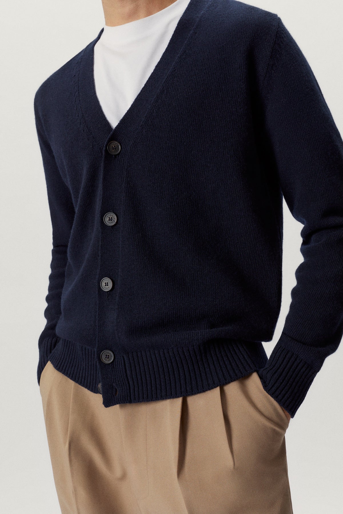 the woolen cardigan blue navy