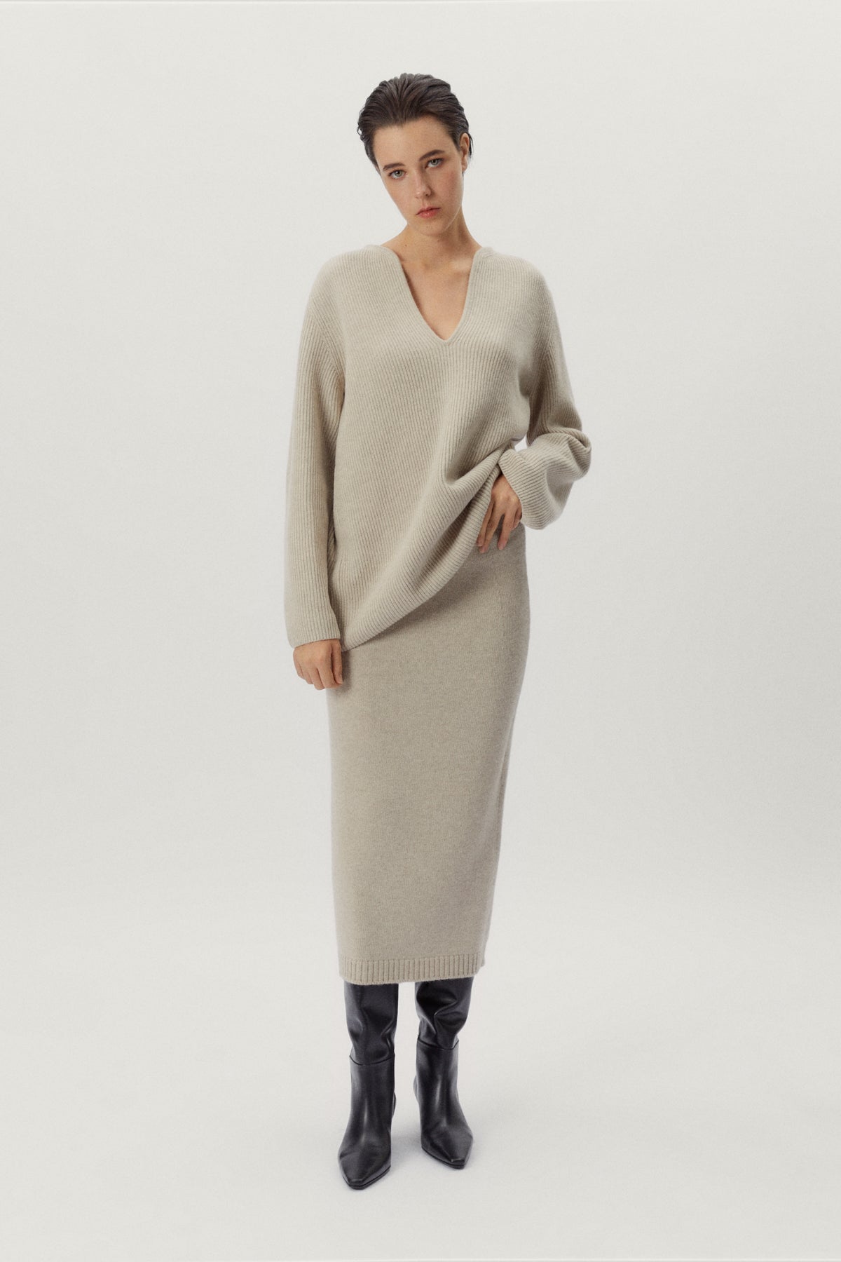 the woolen pencil skirt ecru