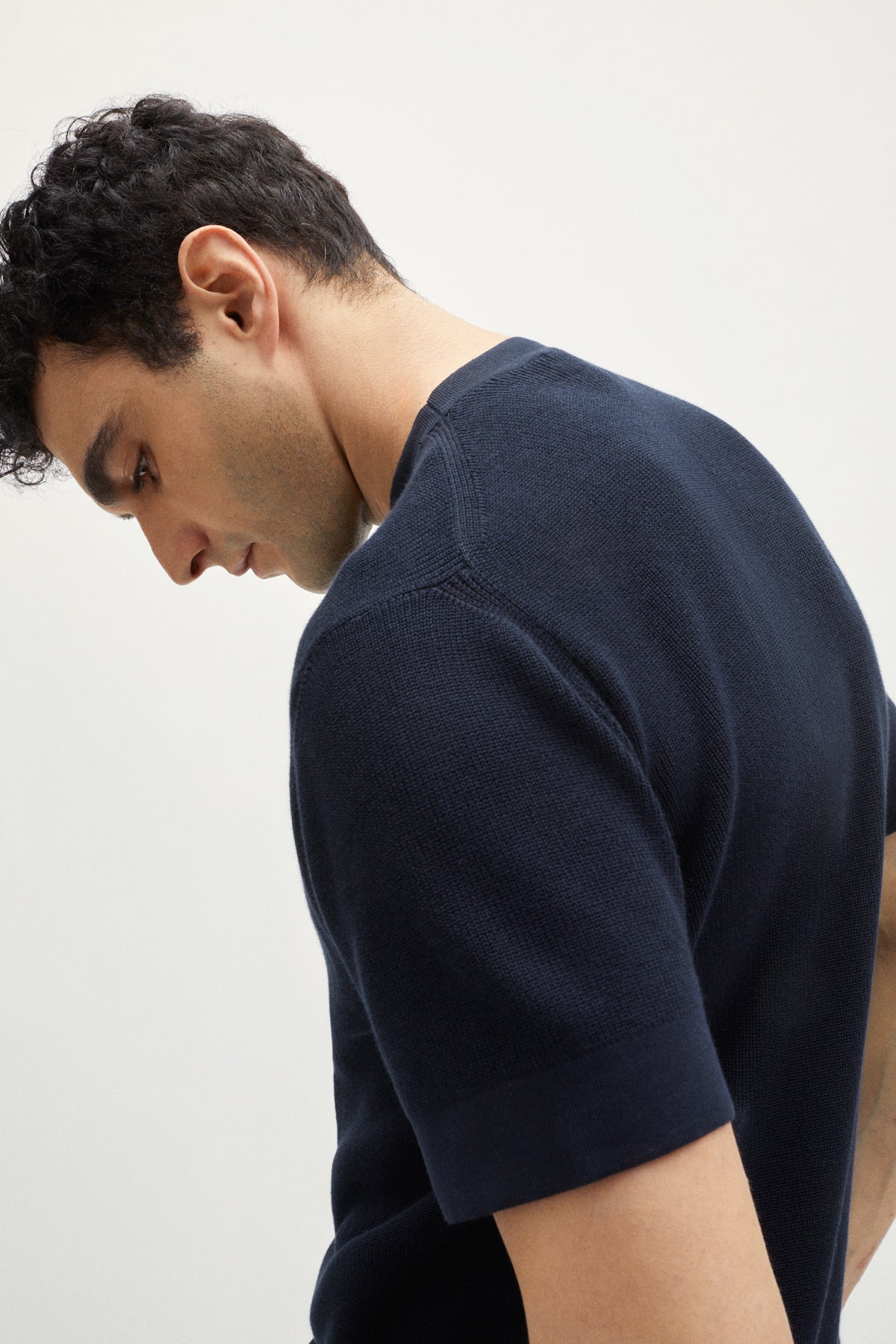 the organic cotton ribbed t shirt deep blu