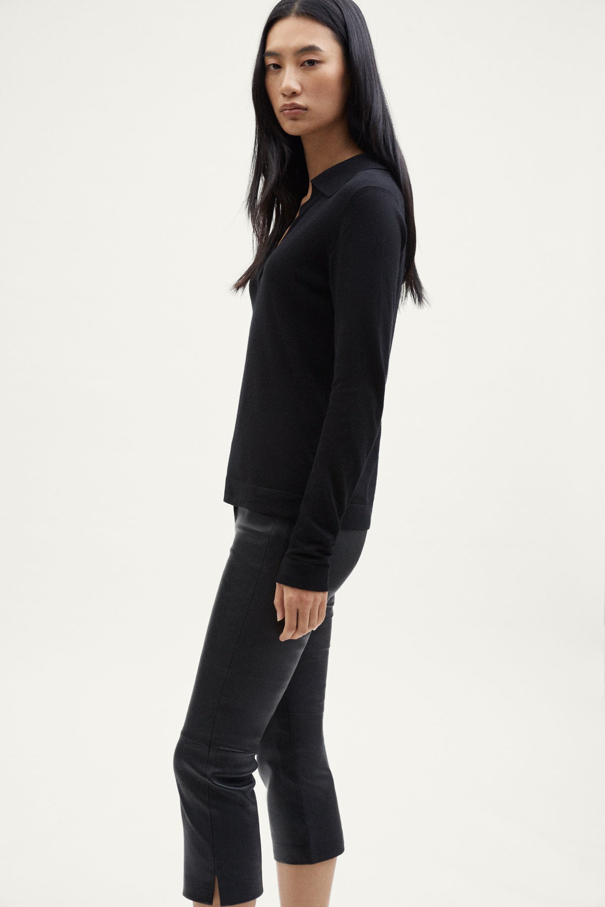 The Organic Cotton Lightweight Polo - black
