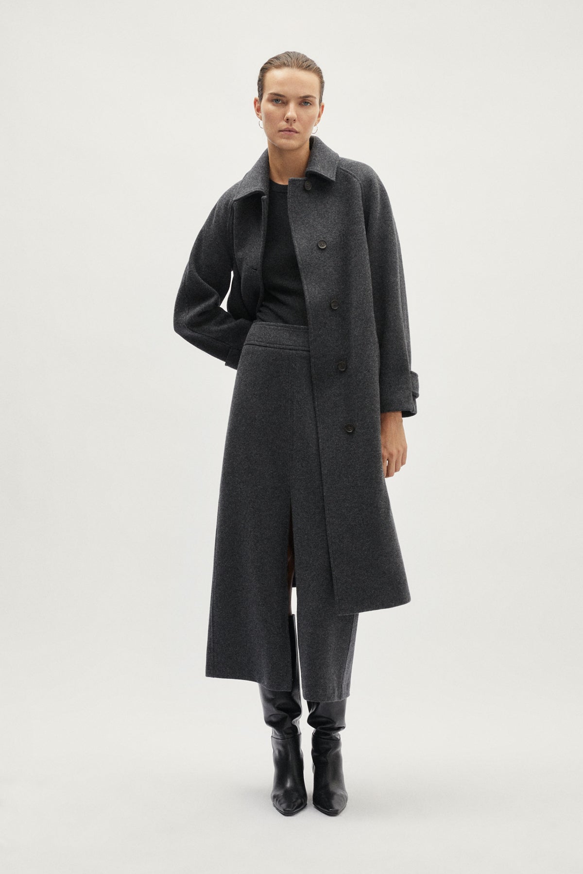 The Woolen Overcoat - grey