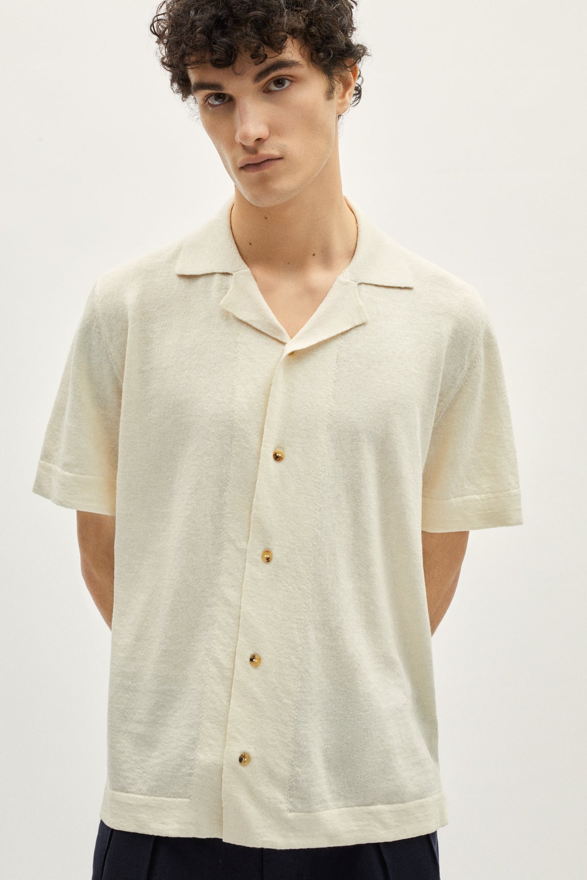 the linen cotton bowling shirt milk white