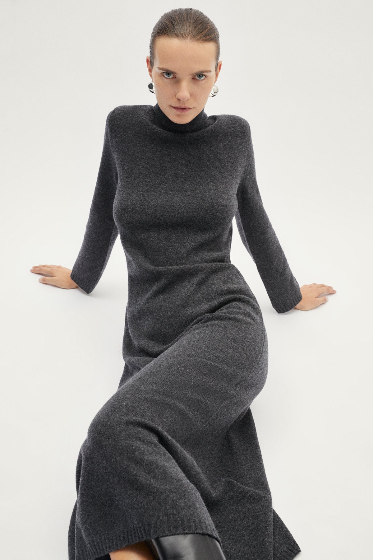 The Woolen Flared Dress - grey