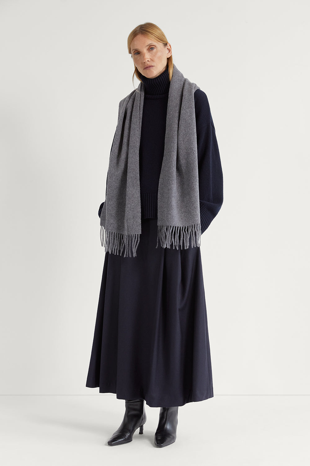 The Fringed Wool Scarf