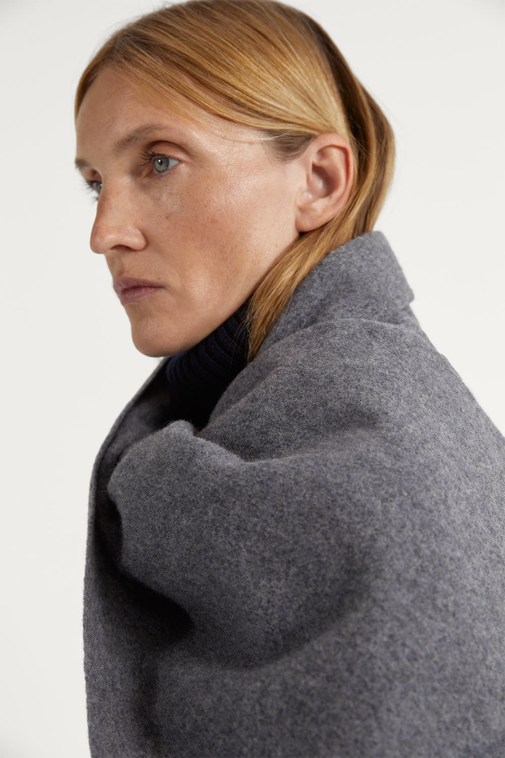 The Fringed Wool Scarf
