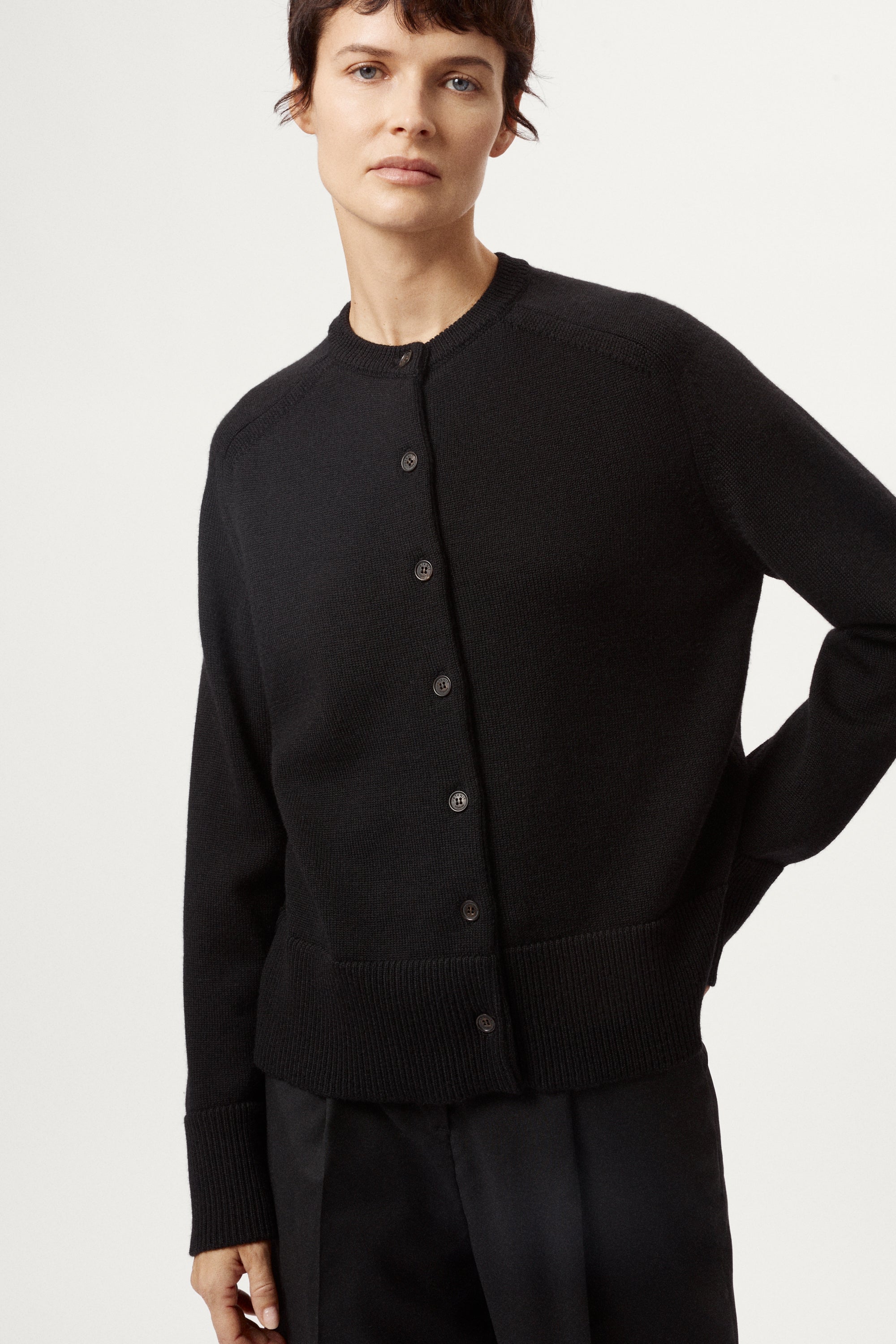 Boxy-Cardigan aus Merinowolle