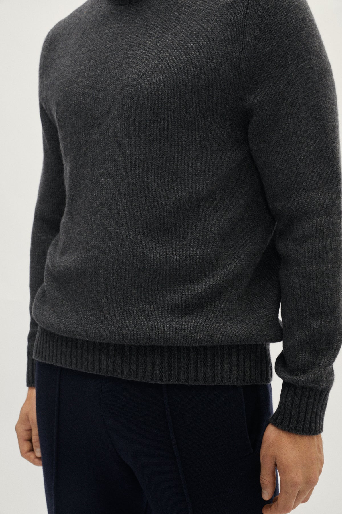 The ReCashmere High Neck - grey