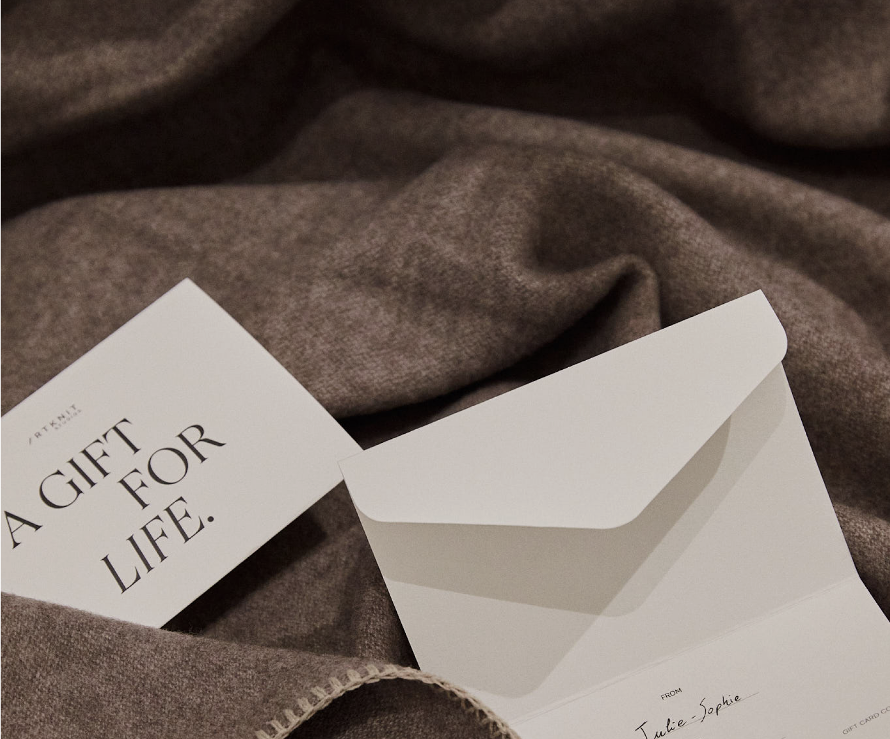 editorial gift card