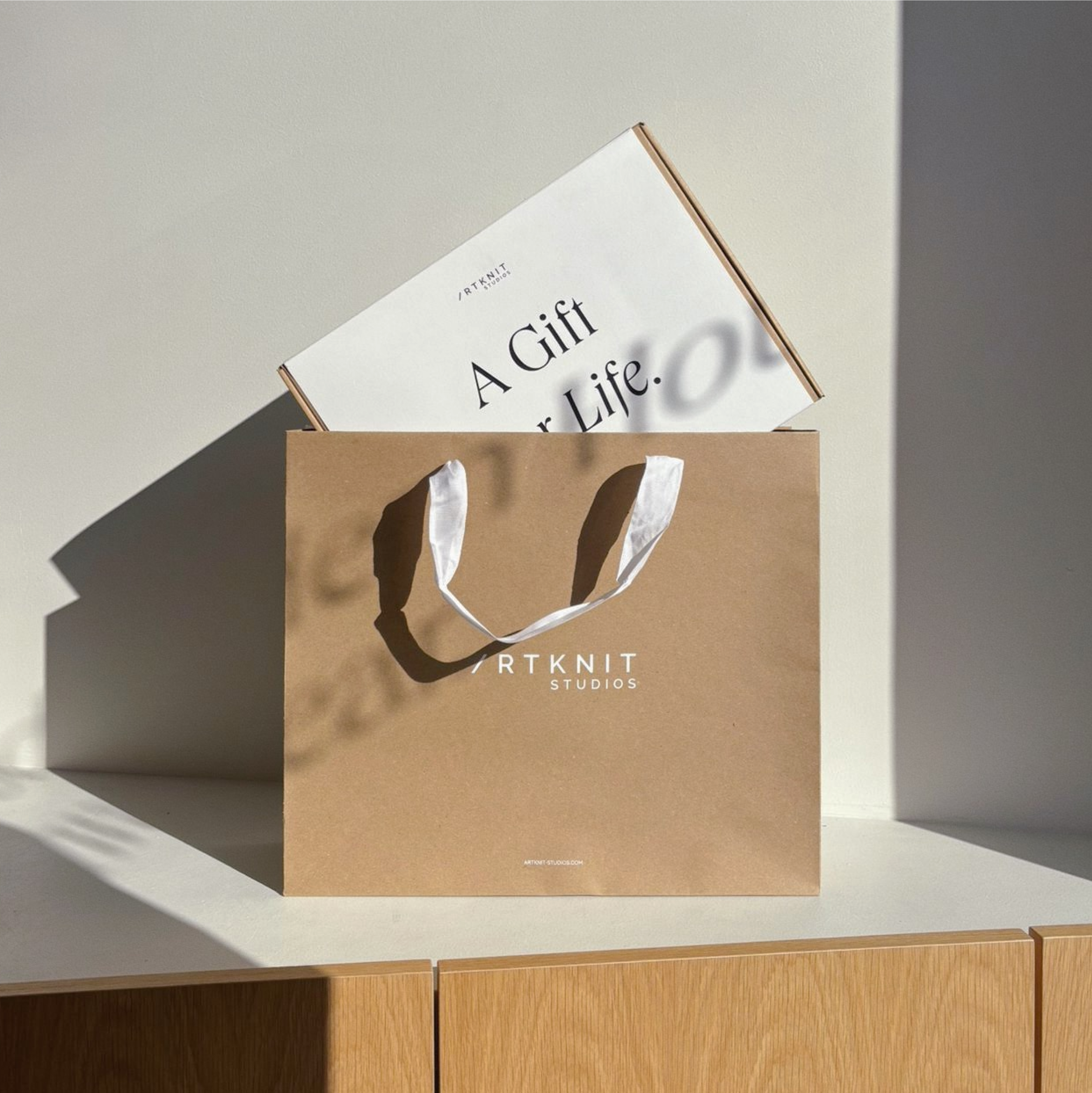 editorial shopper and box artknit