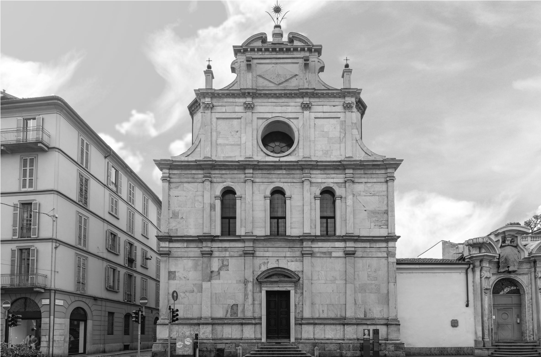 CHIESA DI SAN MAURIZIO AL MONASTERO MAGGIORE milano district guide