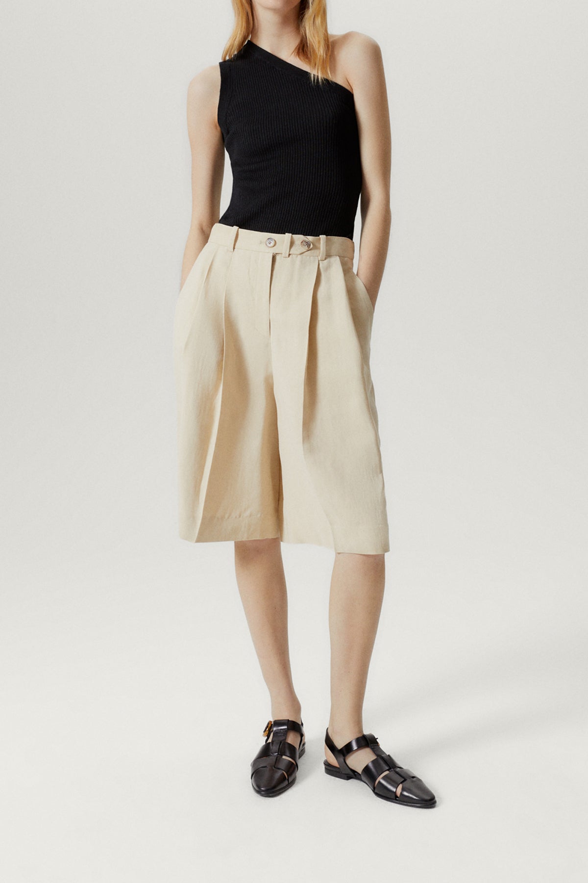 One-Shoulder-Top aus Leinen/Baumwolle
