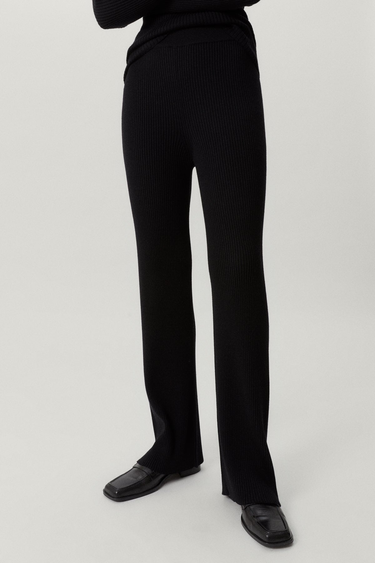 the merino wool ribbed pants x black