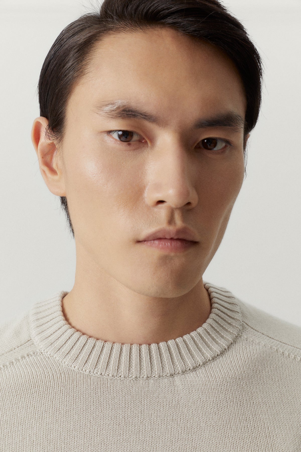 the merino wool saddle shoulder sweater pearl