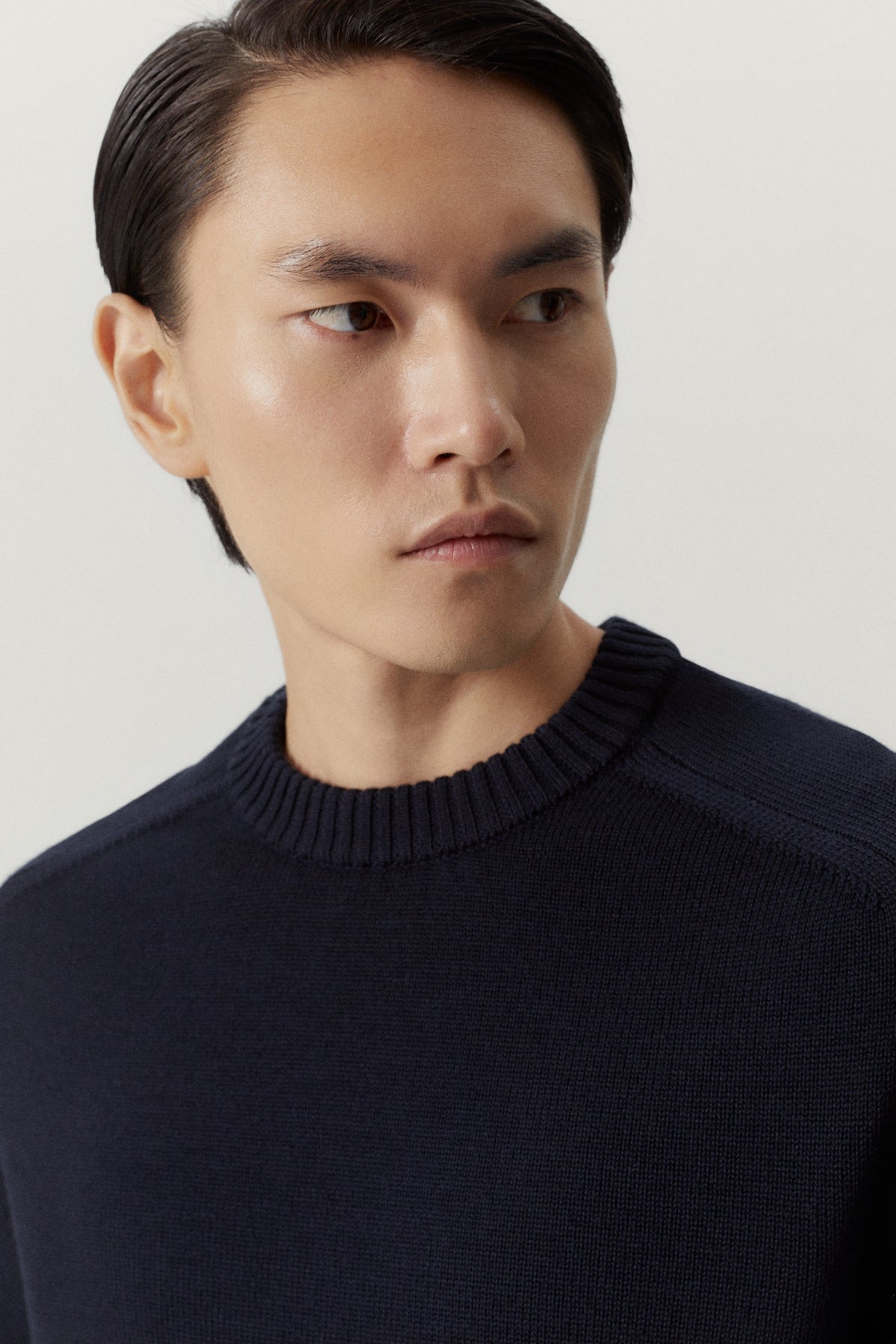 the merino wool saddle shoulder sweater oxford blue