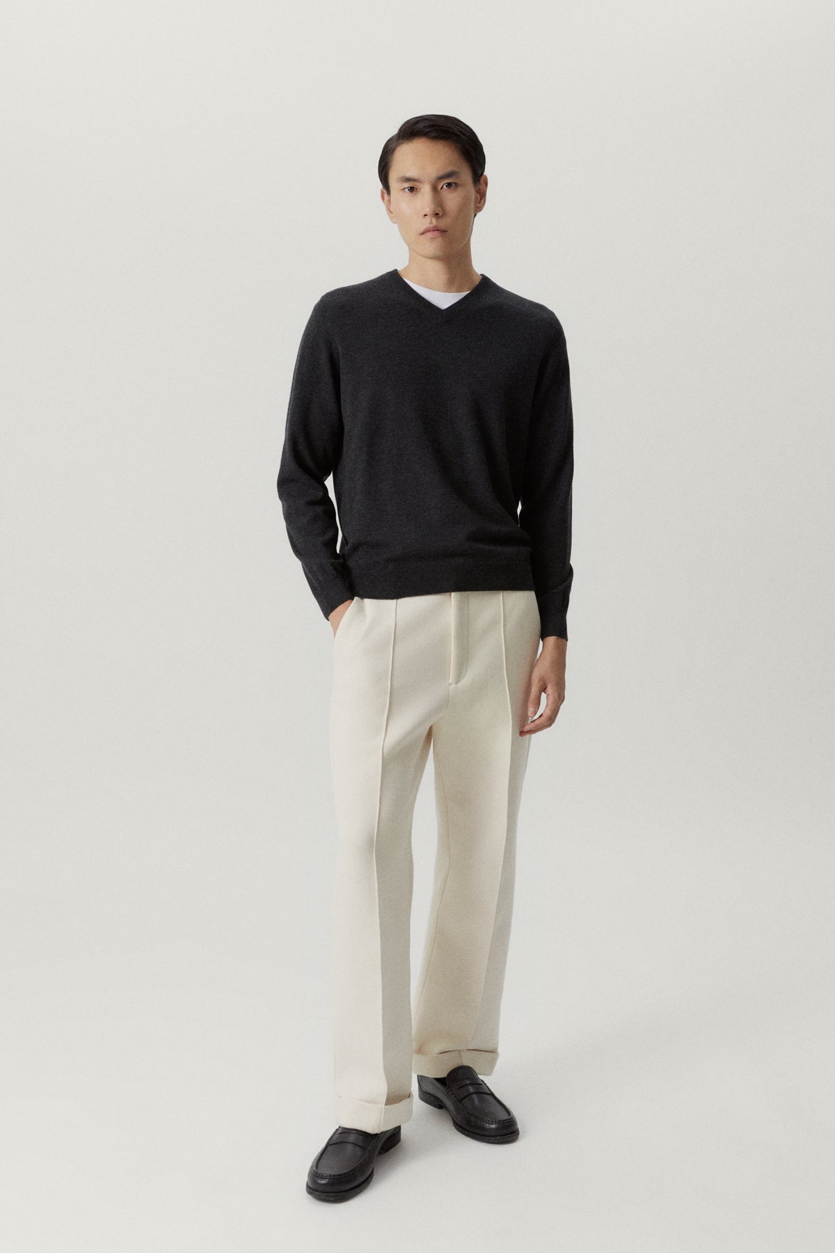 the ultrasoft v neck sweater anthracite melange