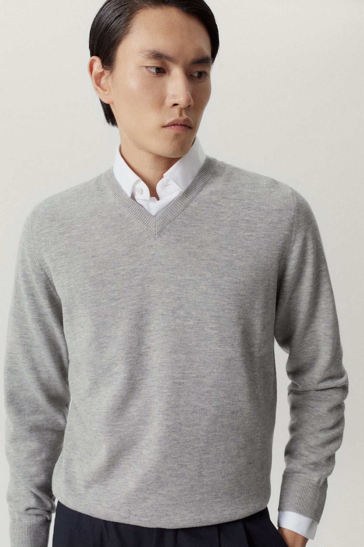 the ultrasoft v neck sweater grey melange