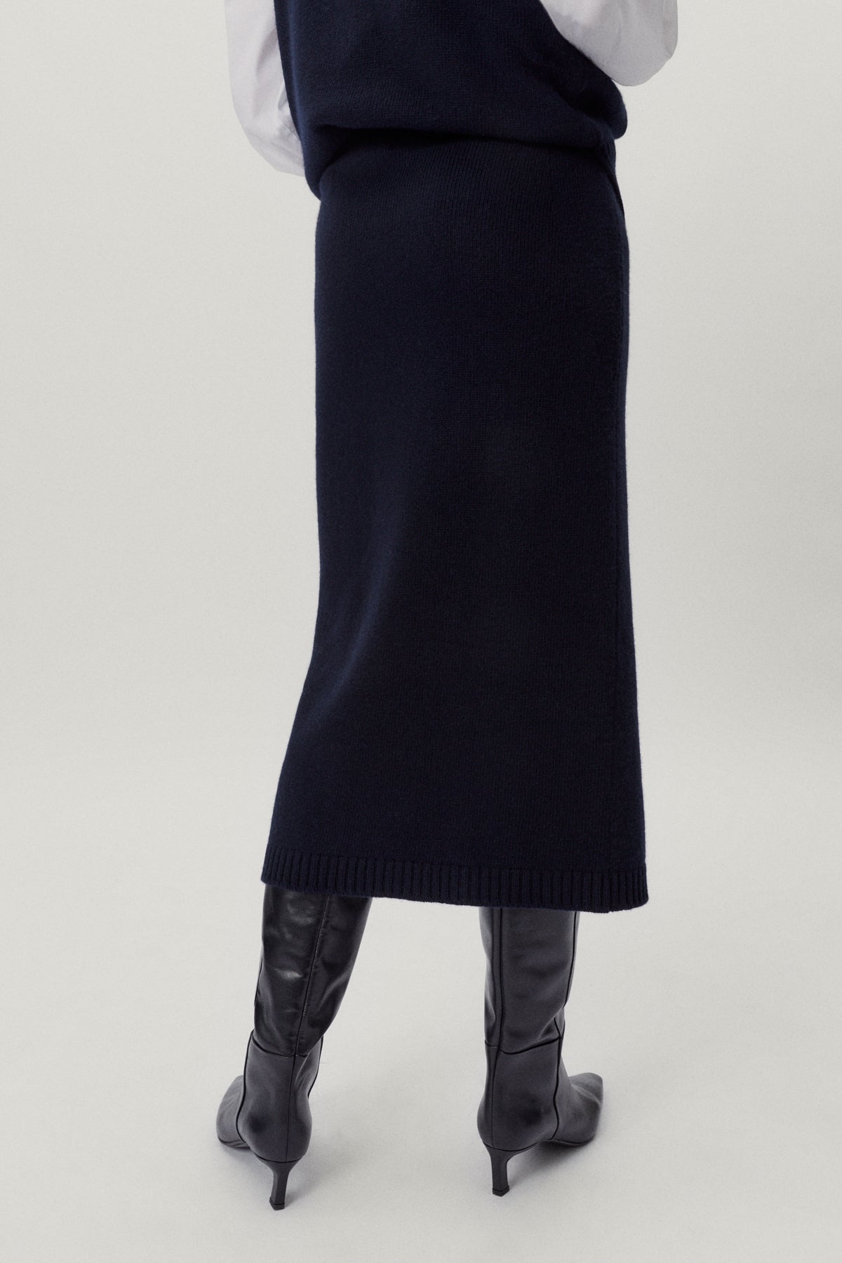 the woolen pencil skirt blue navy